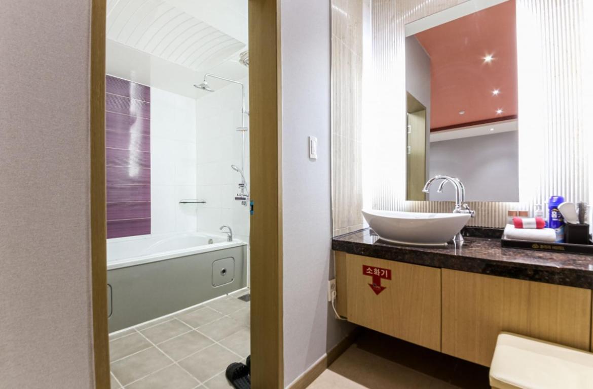Gallery Hotel Gwangju Metropolitan City Extérieur photo