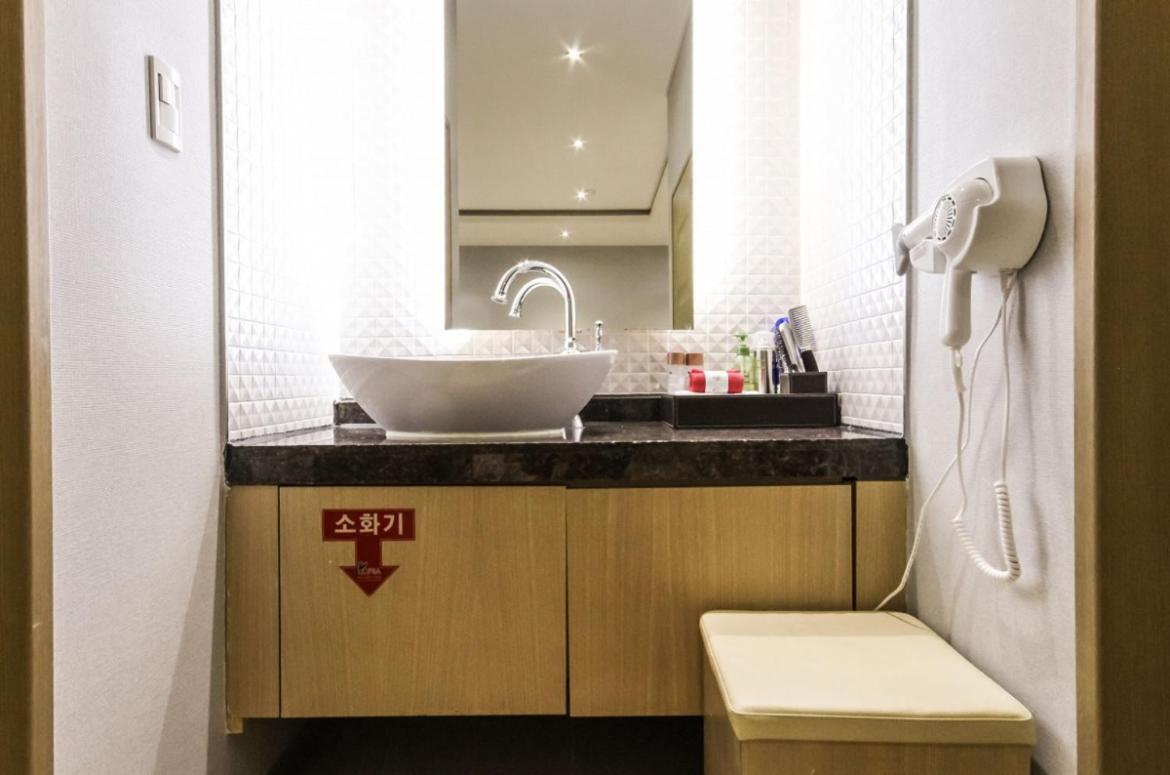 Gallery Hotel Gwangju Metropolitan City Extérieur photo