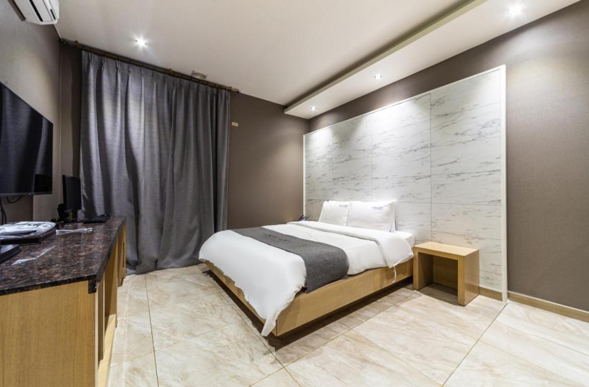Gallery Hotel Gwangju Metropolitan City Extérieur photo