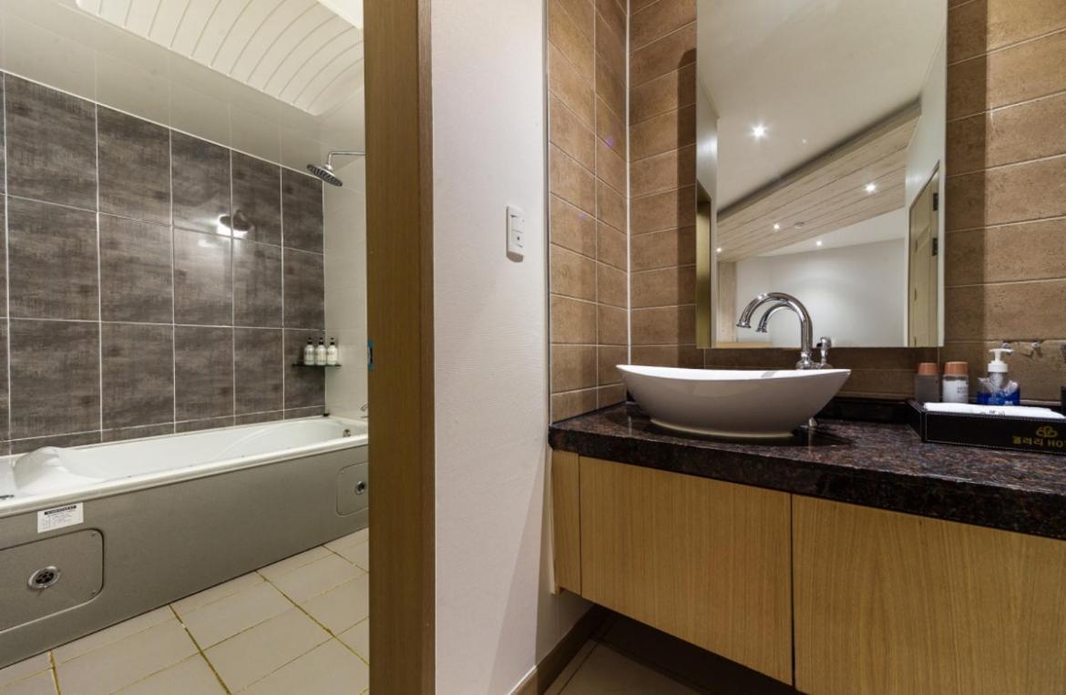 Gallery Hotel Gwangju Metropolitan City Extérieur photo