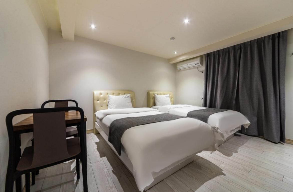 Gallery Hotel Gwangju Metropolitan City Extérieur photo