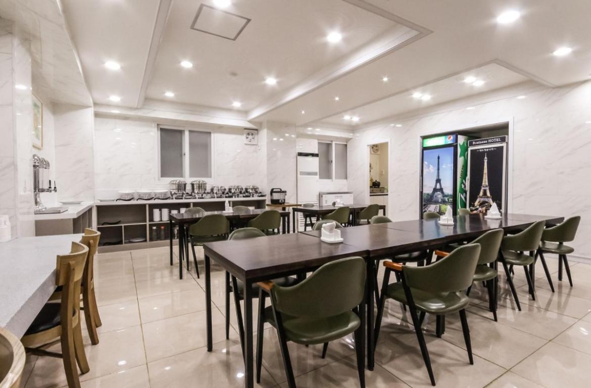 Gallery Hotel Gwangju Metropolitan City Extérieur photo